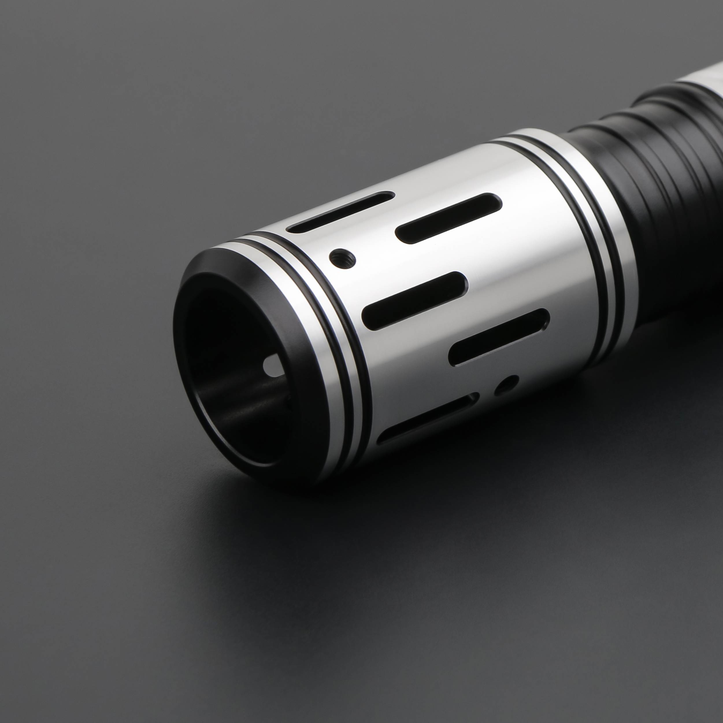 2 FREE Sabers Gift(B1G2)